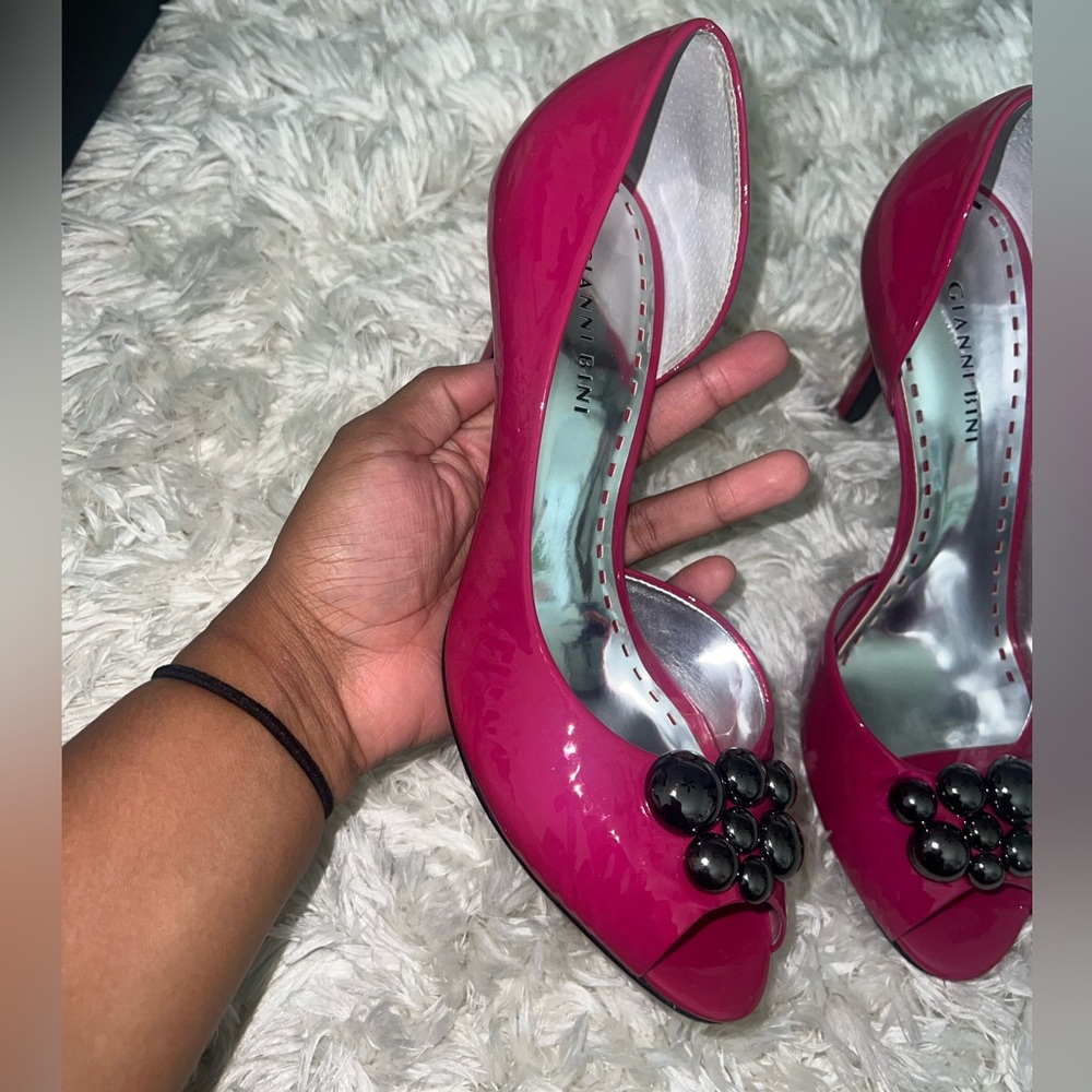Gianni Bini Pink Heels